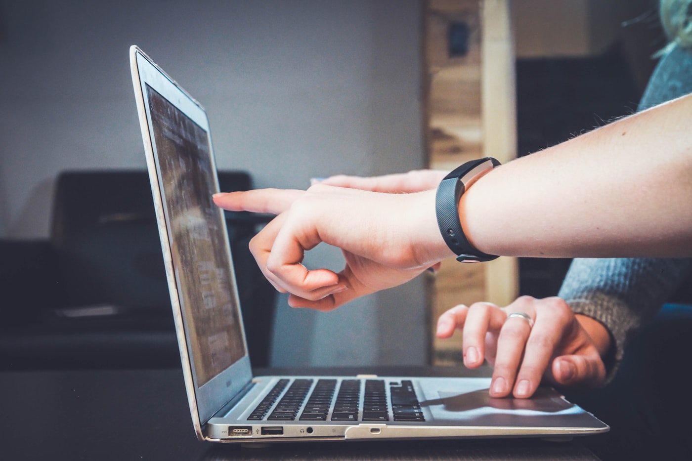Paying attention in daily life — noticing what others overlook
